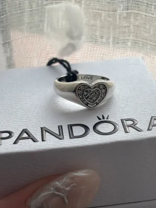 Anillo Pandora Corazón Brillante