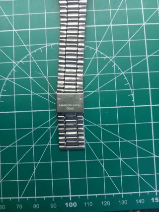 Casio A168. Original. Vintage. Dorado. Oro.