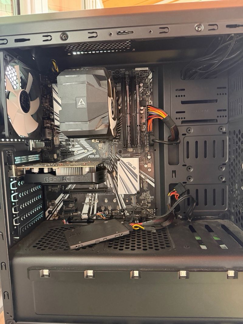 Torre PC Gaming ASUS Negra Torre Con luces led afbeelding 6