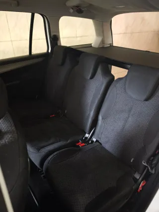 Citroen Grand C4 Picasso 2012