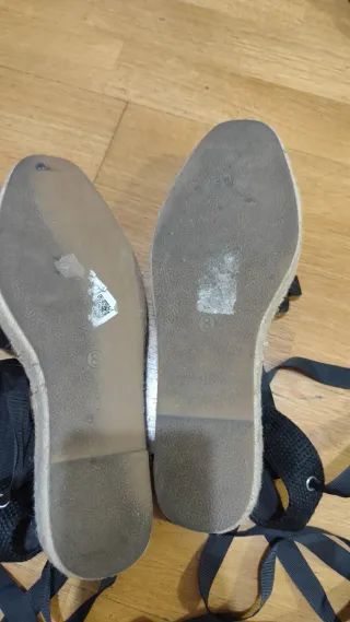 Alpargatas ASOS negras con lazo