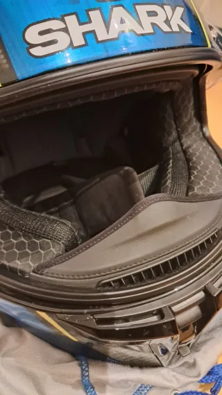 Casco Shark, REESTRENO