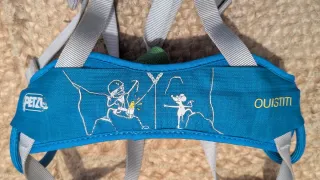 Arnés escalada infantil Petzl Ouistiti