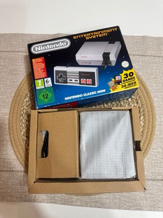 Nintendo Classic Mini NES Consola