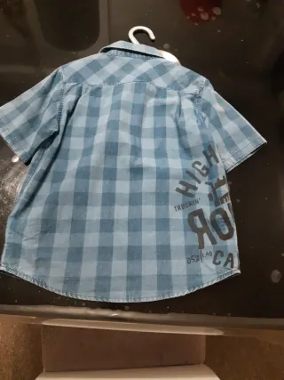 Camisa a cuadros azul