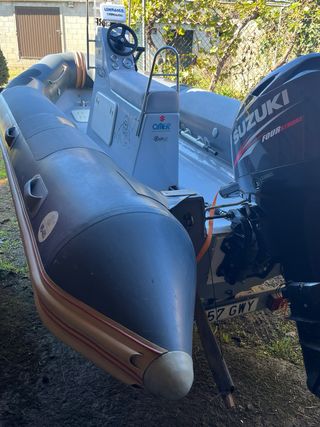 Semirrígida Narwhal 480