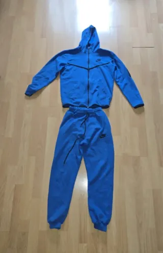 Conjunto Nike Tech Azul