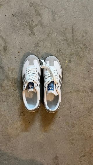 Adidas Samba Plata y Blanco