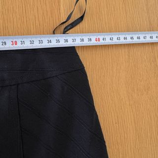 Falda midi Dorothy Perkins negra elegante