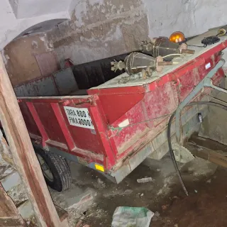 Remolque agrícola rojo