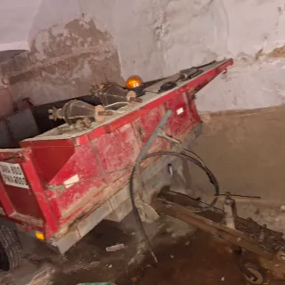 Remolque agrícola rojo