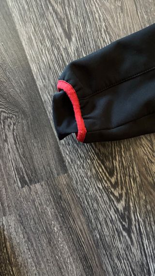 Chaqueta de montaña impermeable.