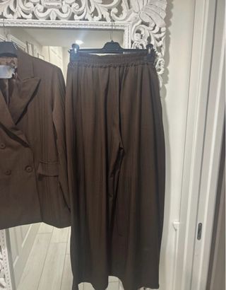 Tailleur donna marrone pantalone largo nuovo