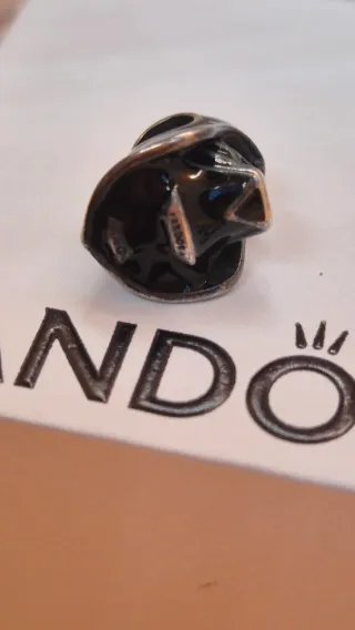 Charm Darth Vader Pandora Plata y Lacado