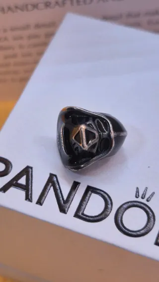 Charm Darth Vader Pandora Plata y Lacado