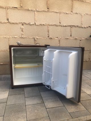 Mini-Bar Frigorífico con Congelador