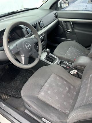 Opel Vectra 2004