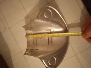 Embellecedor guardabarros. Para Montesita,Derbi...