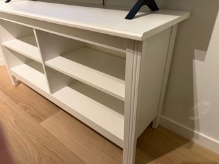 Mueble TV blanco madera