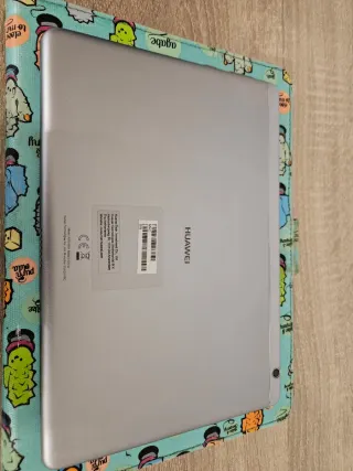 Tablet Huawei plateada 10"