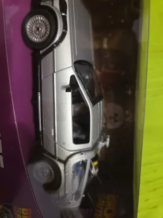 Coche Time Machine Regreso al Futuro Welly 1:24