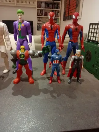 Muñecos Superhéroes Varios