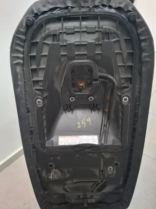 Asiento Suzuki Burgman 400 Negro