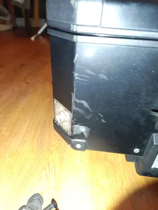 Baúl Givi Trekker Outpack Monokey 42L Negro