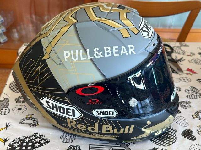 Casco Shoei Marc Márquez XL Negro/Dorado