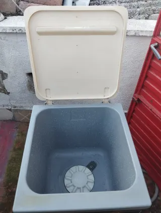 Lavadora antigua Corcho