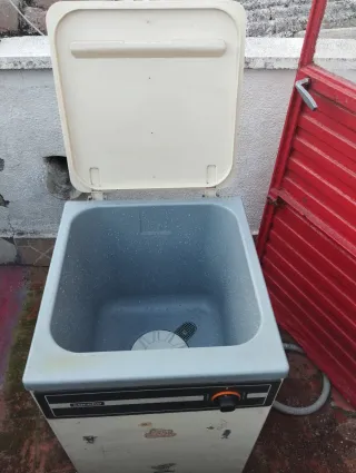 Lavadora antigua Corcho