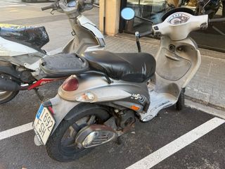 Piaggio Liberty 125cc Plata