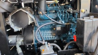 Miniexcavadora motor Kubota 1800 kilos
