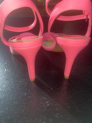 Tacones Rosas de Tira