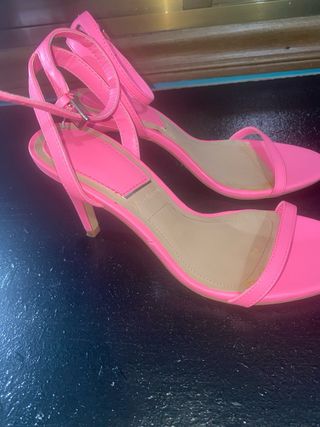 Tacones Rosas de Tira