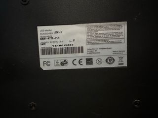 Monitor Fujitsu Siemens 22” L22W-3 LCD – VGA / DVI