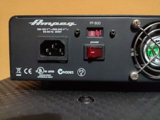 Ampeg Portaflex PF-800 + Pantalla PF-410HLF
