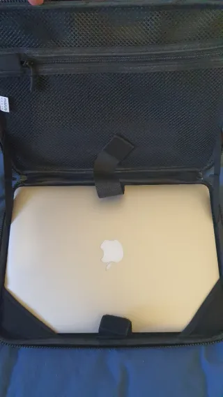 Apple MacBook Air Plata Poco Uso