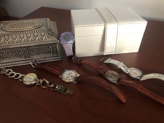 Orologi/Portagioie/Bigiotteria