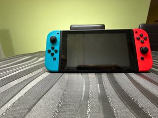Nintendo Switch Azul y Rojo