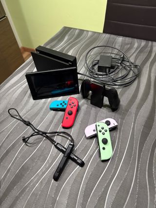 Nintendo Switch Azul y Rojo