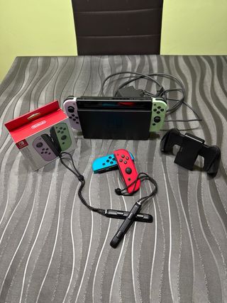 Nintendo Switch Azul y Rojo