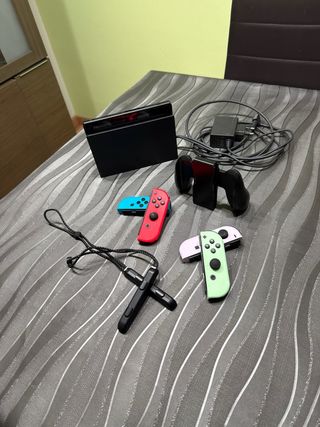 Nintendo Switch Azul y Rojo