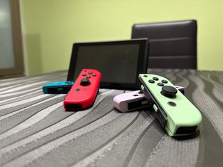 Nintendo Switch Azul y Rojo