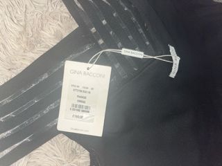 Vestido de lujo Gina Bacconi negro