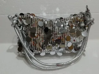 Borsetta a spalla con paillettes