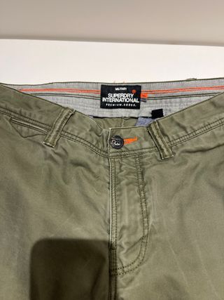 Pantalón Superdry Verde Militar Talla M