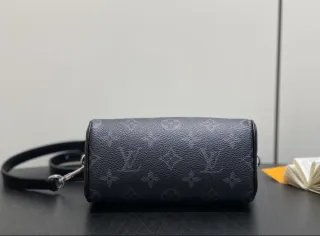 Bolso Louis Vuitton icónico modelo Nano Speedy
