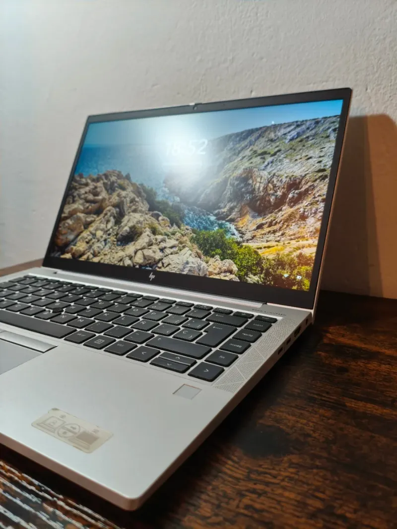 Portátil HP EliteBook 845 G8 Plata afbeelding 2