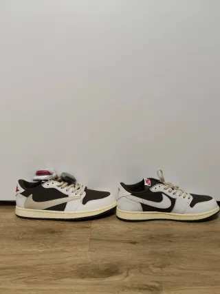 Zapatillas Jordan Marrones y Blancas